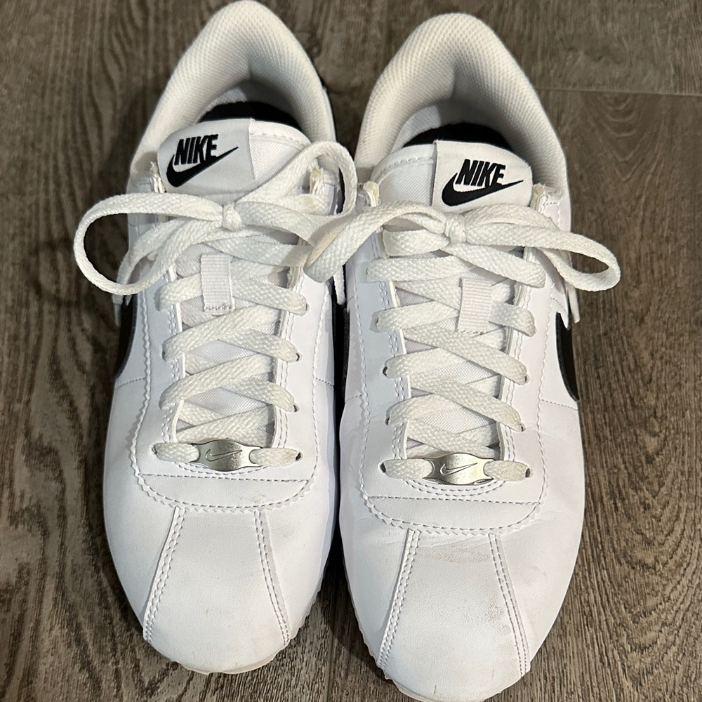 Nike Classic White and Black Sneakers